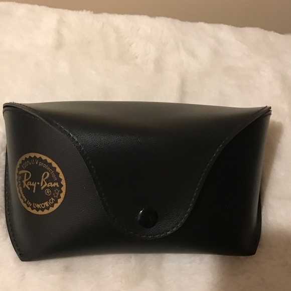Ray Ban Case (Black) - Picture 1 of 3